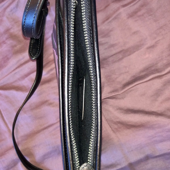 COACH army/camo crossbody bag. Never used. - Picture 6 of 8